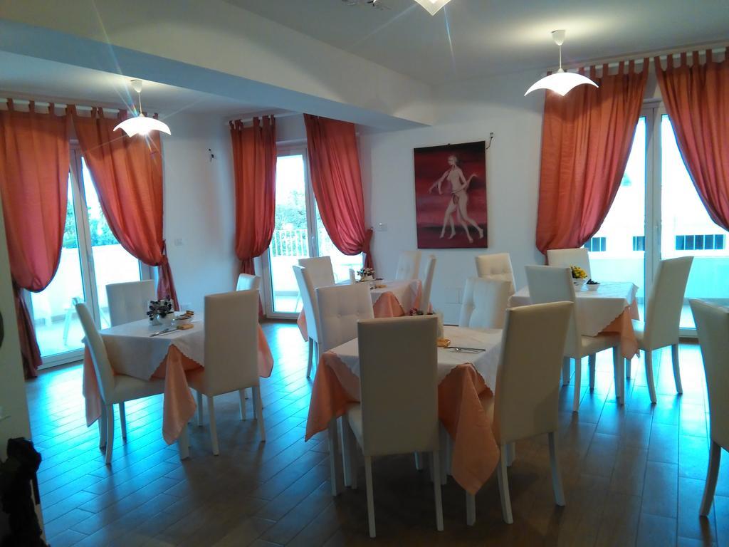 Hotel Residence Thalassa Reggio di Calabria Dış mekan fotoğraf