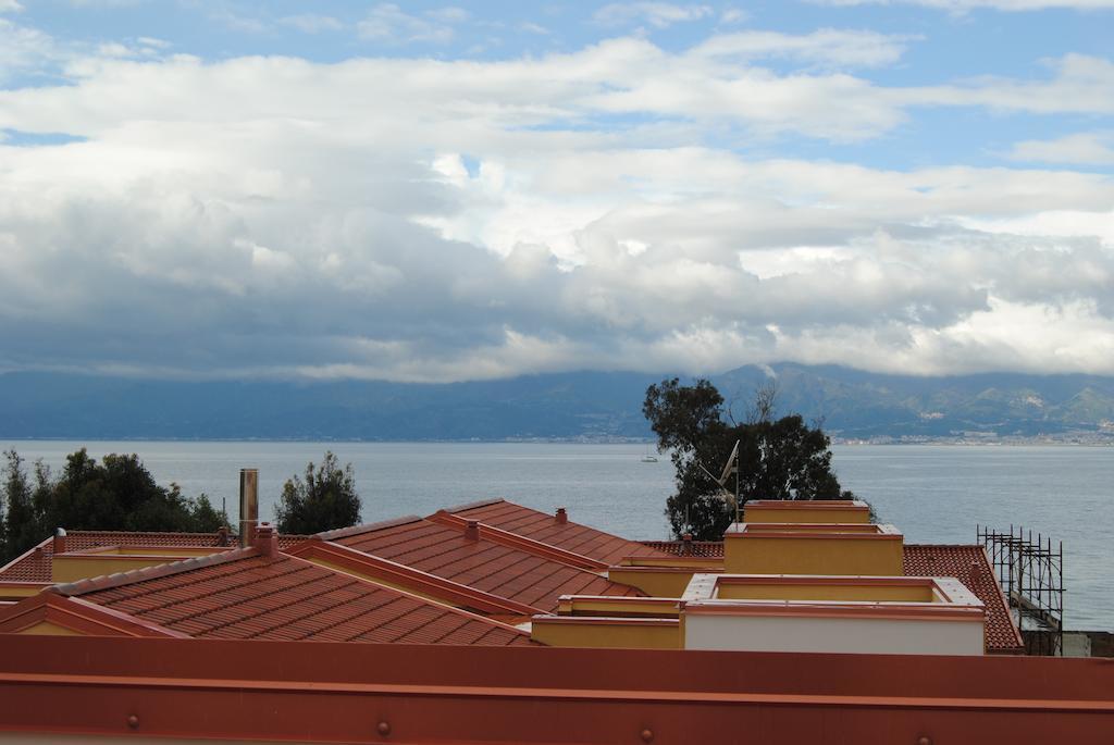 Hotel Residence Thalassa Reggio di Calabria Dış mekan fotoğraf